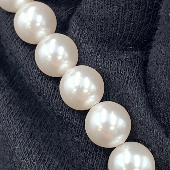 CHANEL Heart Rhinestone Pearl Long Necklace Gold Plated/Rhinestone/Faux Pearl - Picture 8 of 12